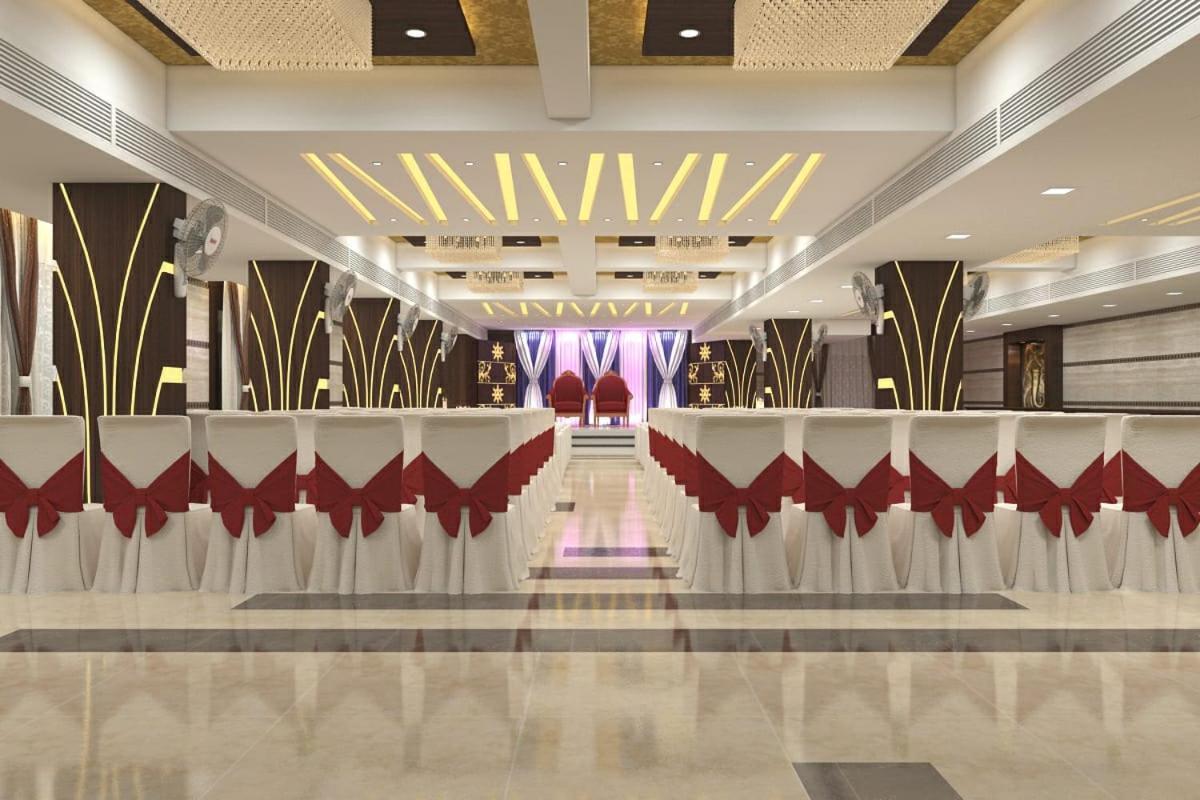 Hotel Yuvraj Grand Jabalpur Exteriör bild